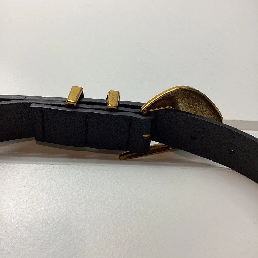 Vintage LeBelt Gold Sculptural Buckle Dual Keepers unusual 80's SM/XS 0088